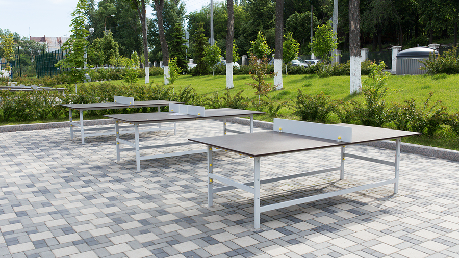 ping pong table outdoor image
